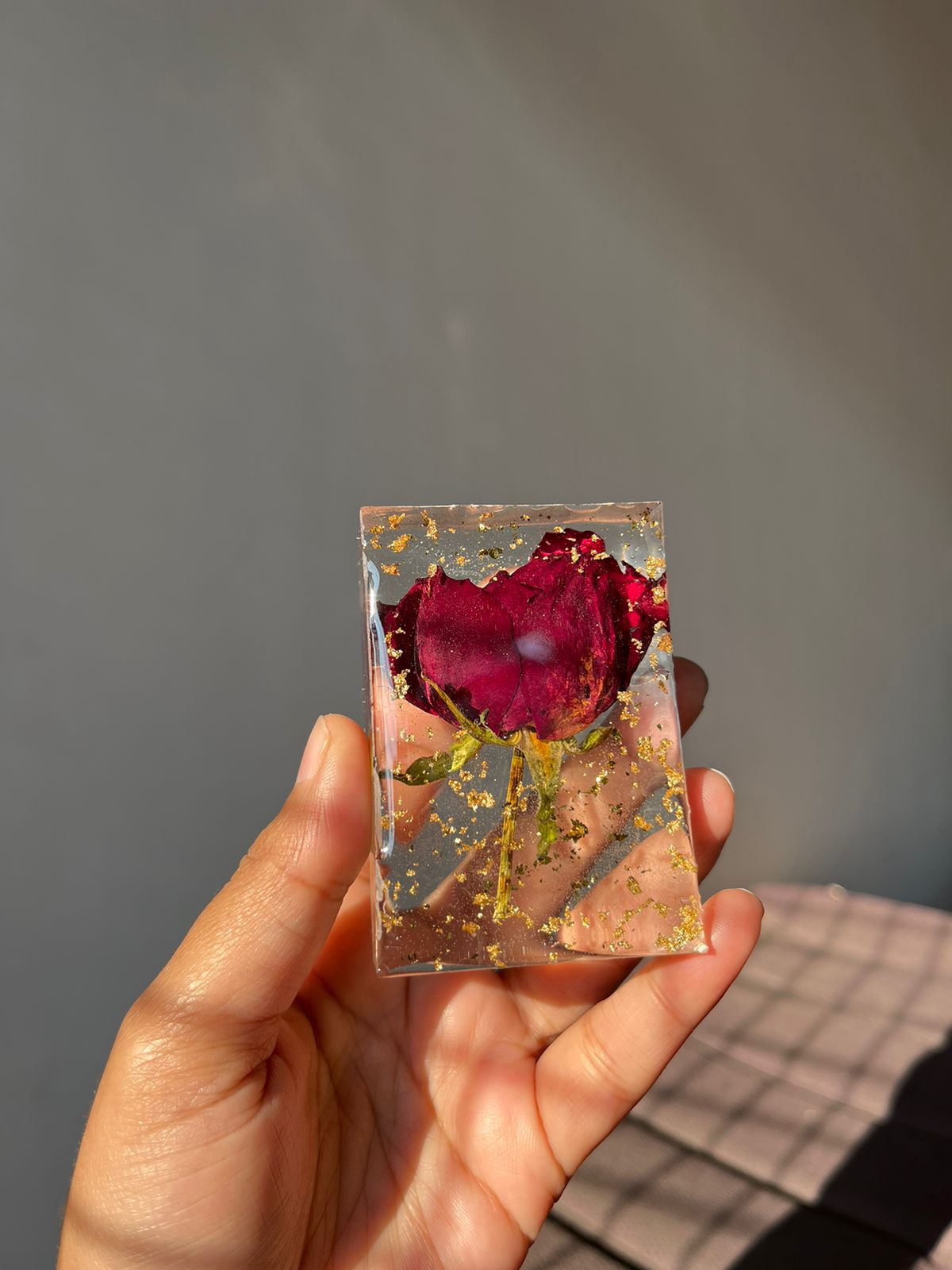 Mini Rose Resin Cube