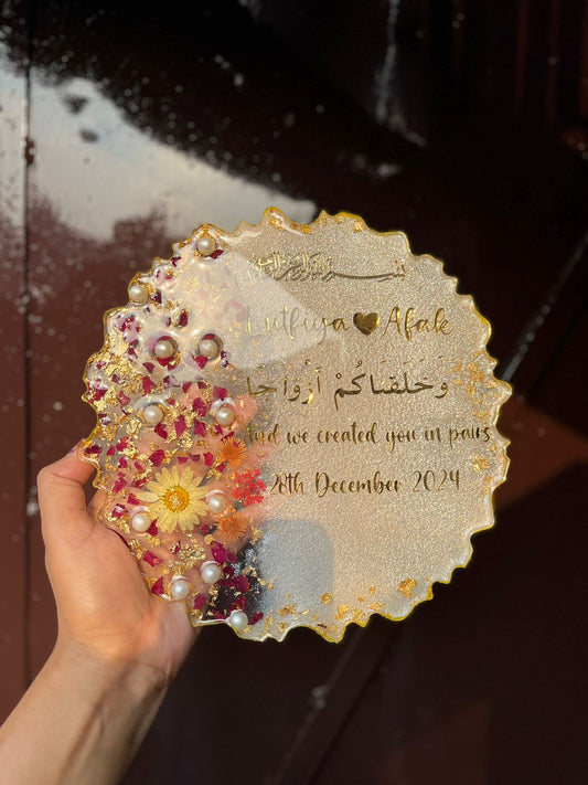 Engagement Resin Frame